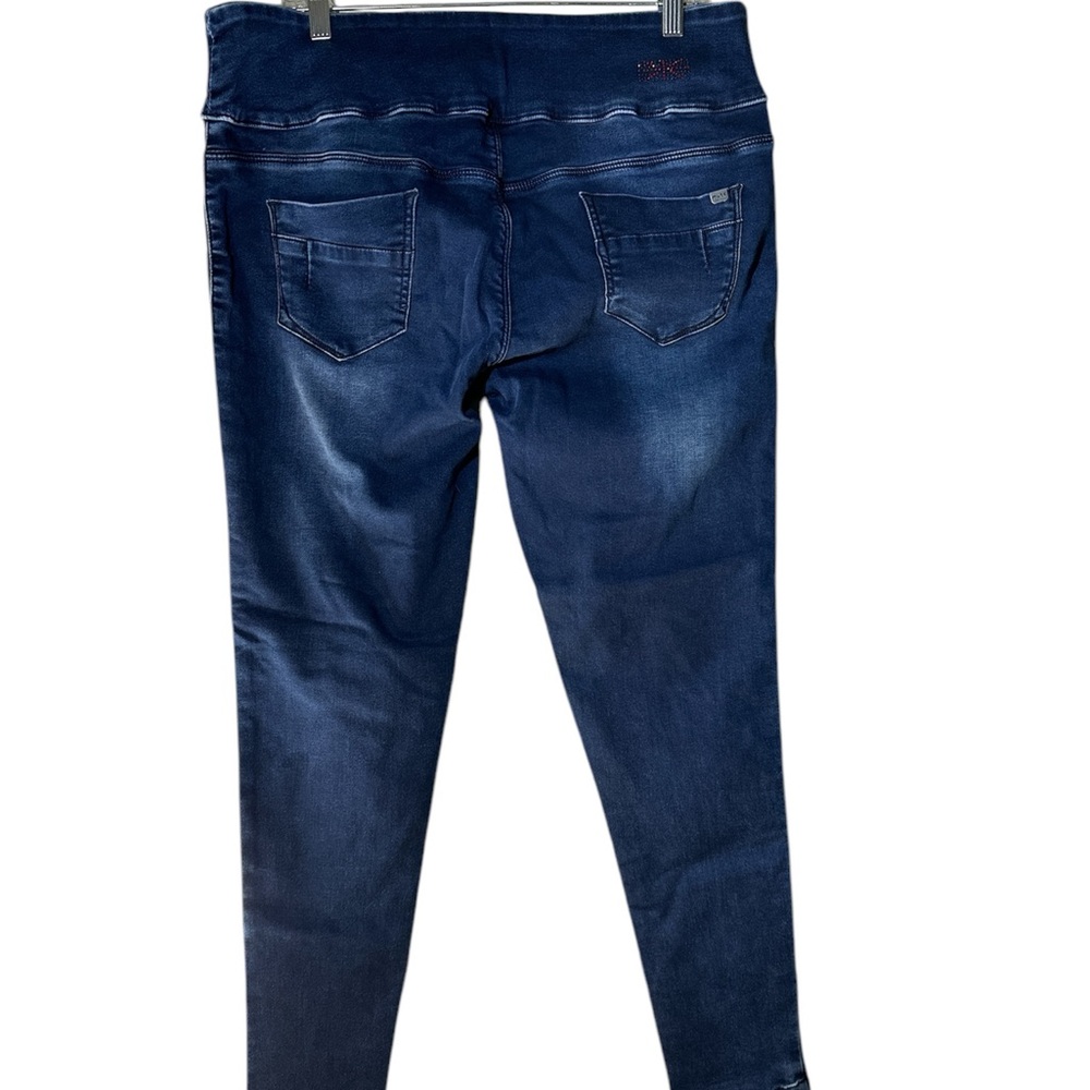 Mute Blue Jeggings with Tapered Fit